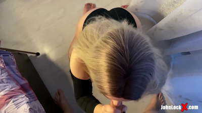 ریډ هیډ د ډیک چوس کول او پورته کول، د هغې په غاړه کې کمیدل